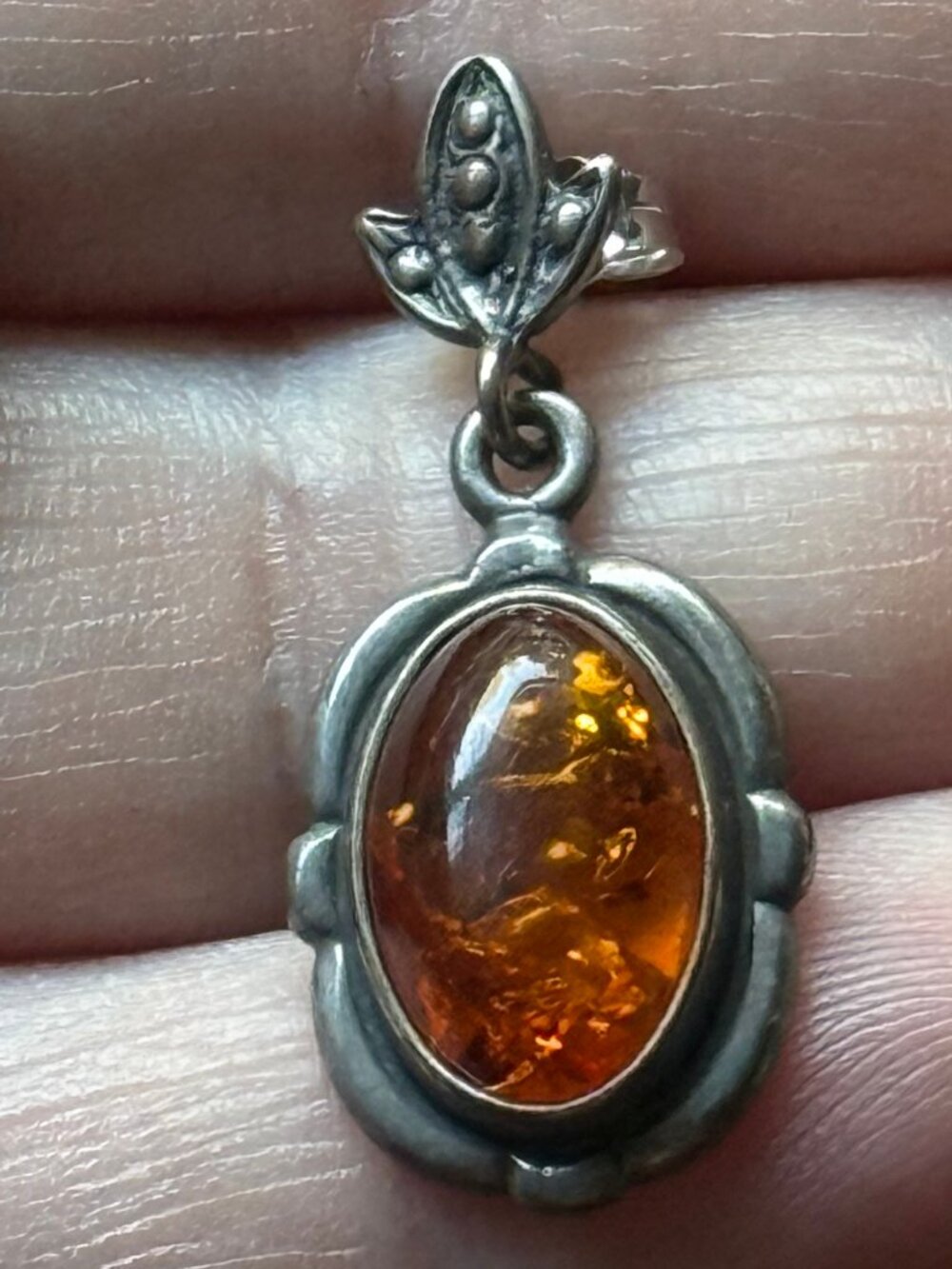 Vintage Amber and Sterling Silver 925 Southwest Earrings - Picture 2 of 3